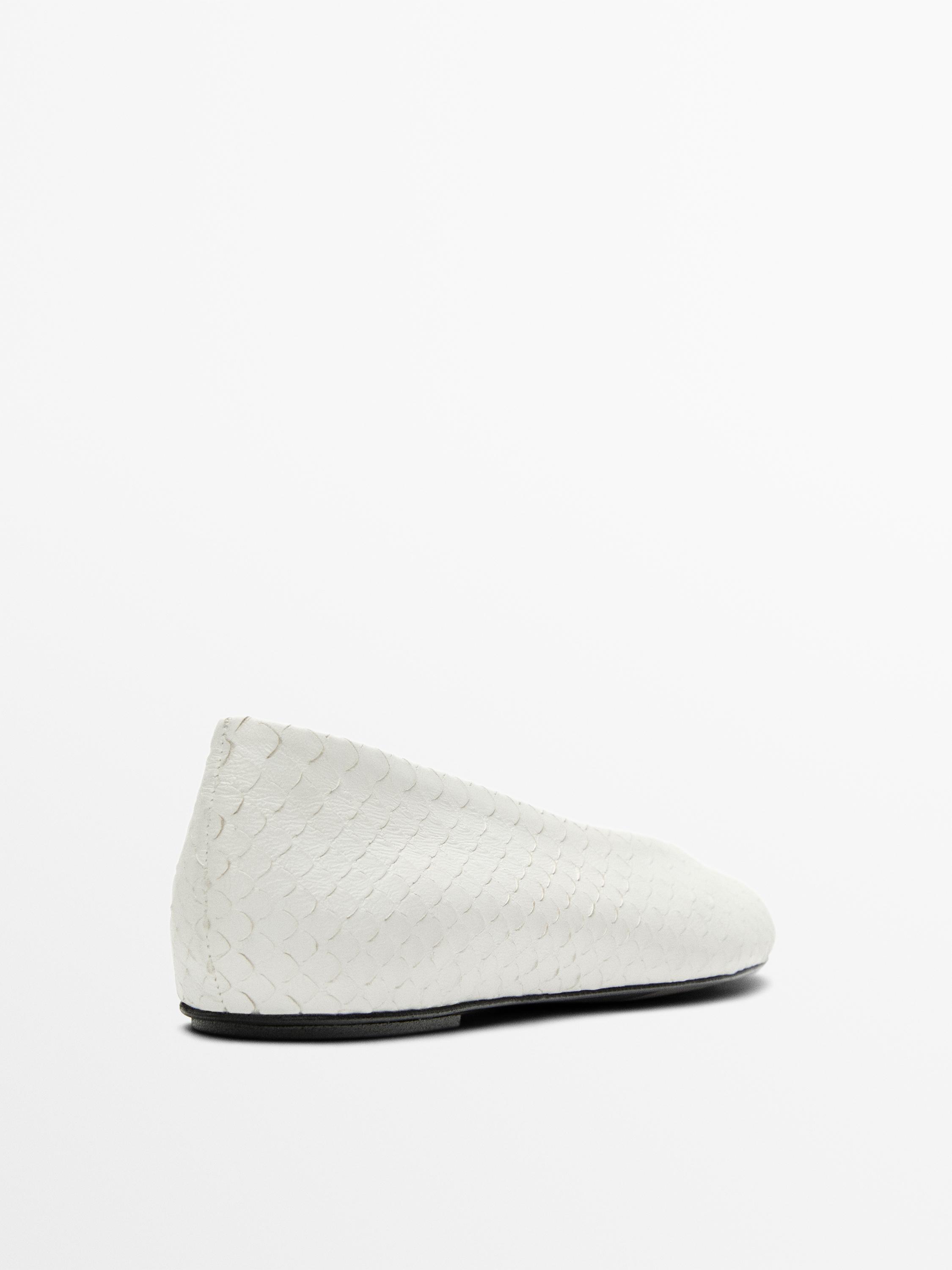 Ballerine détail cuir